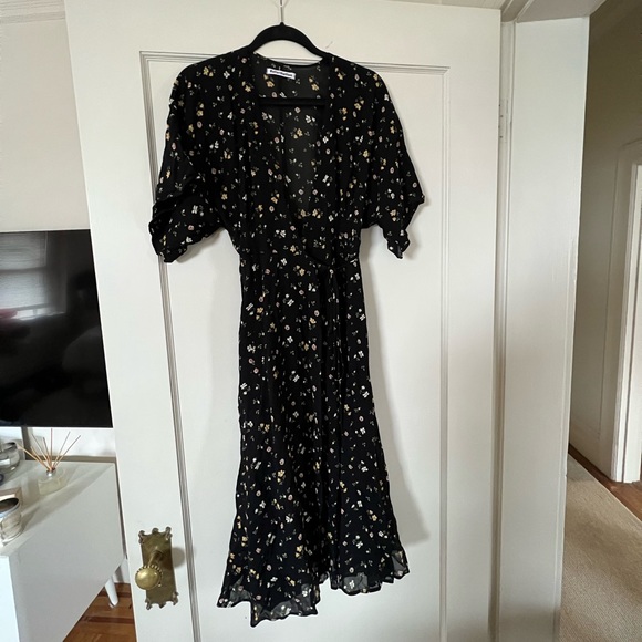 Reformation Dresses & Skirts - Reformation Dress